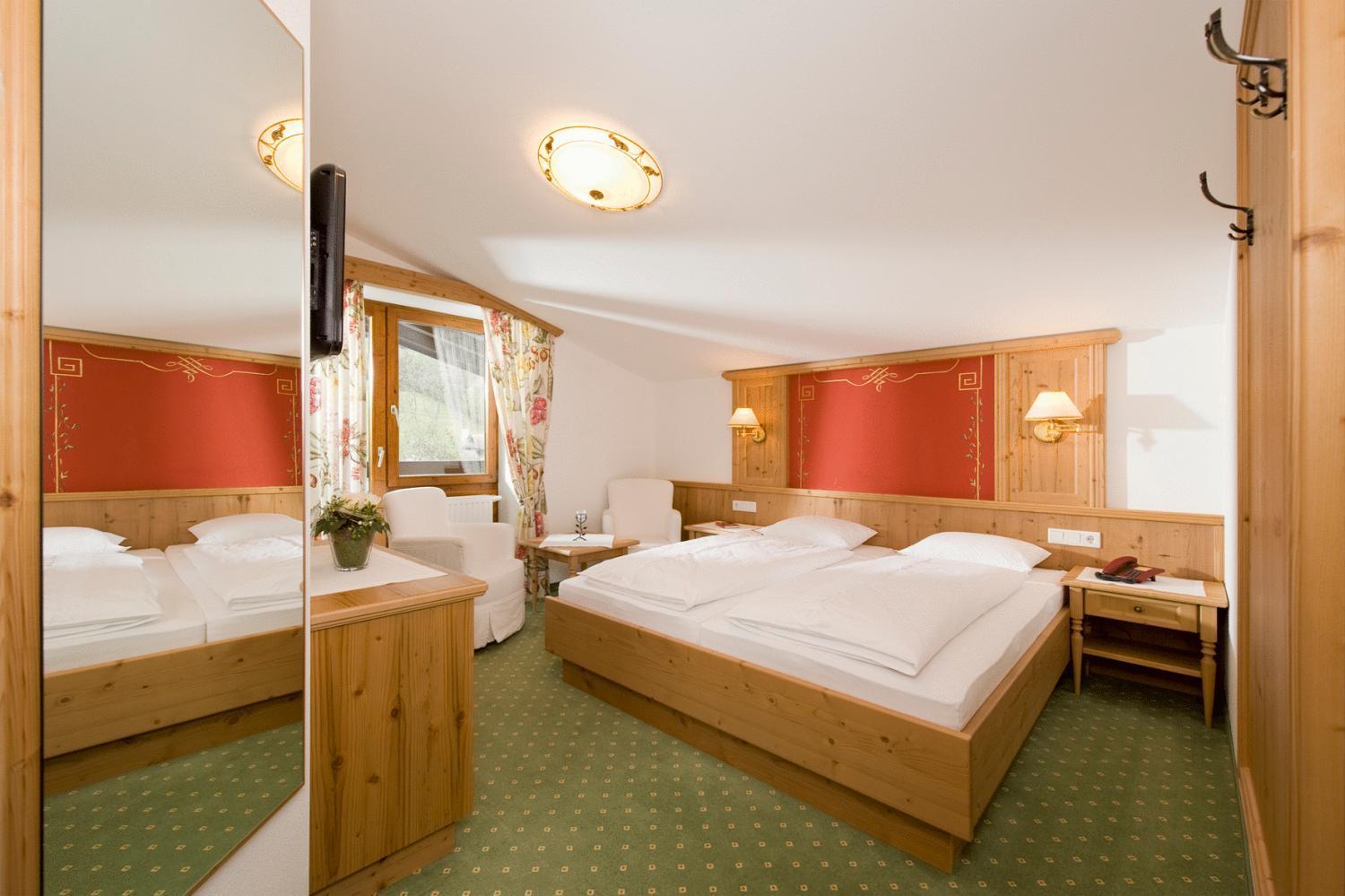 Landhotel Foehrenhof Элльмау Экстерьер фото