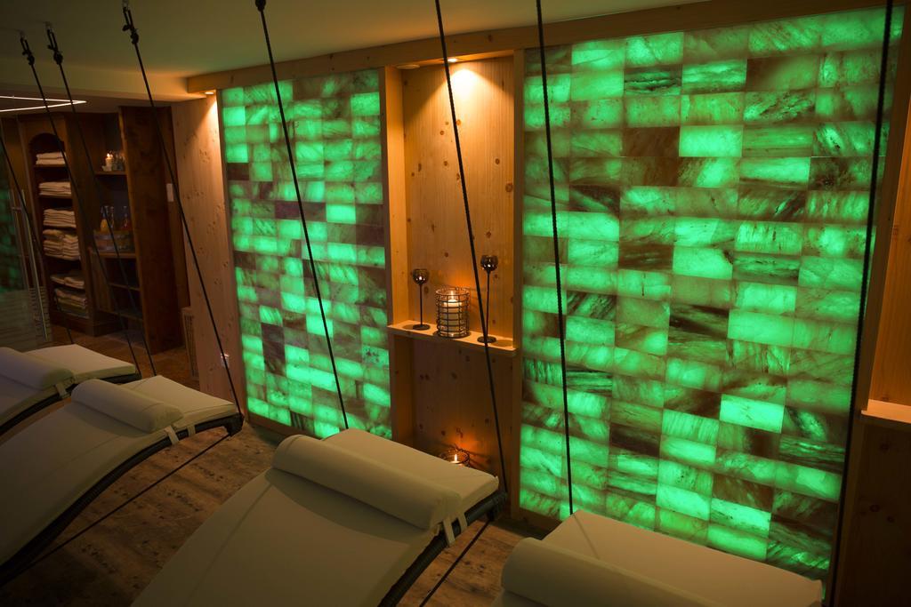 Landhotel Foehrenhof Элльмау Экстерьер фото