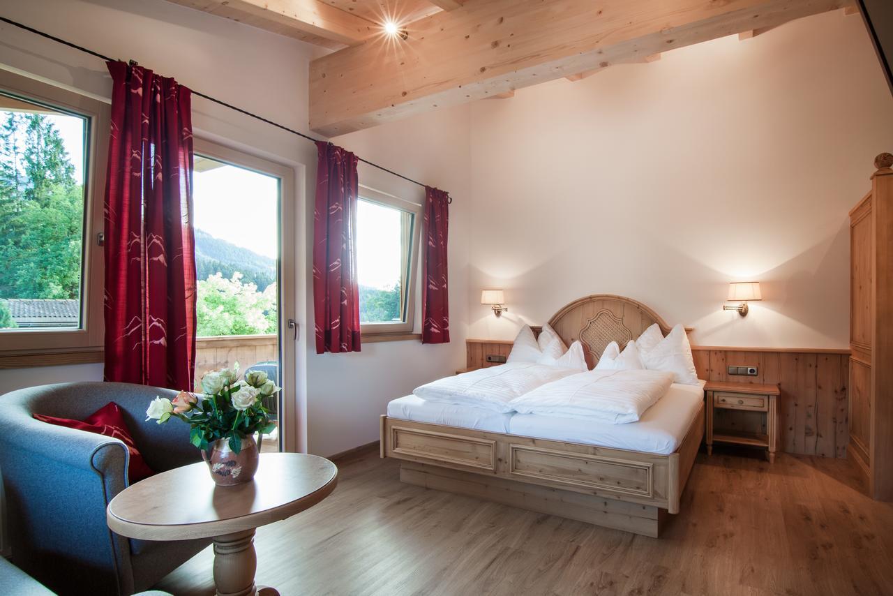 Landhotel Foehrenhof Элльмау Экстерьер фото