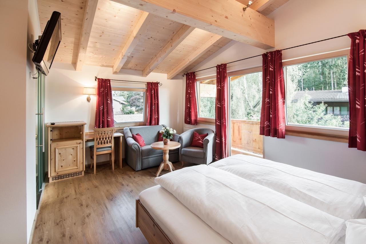 Landhotel Foehrenhof Элльмау Экстерьер фото